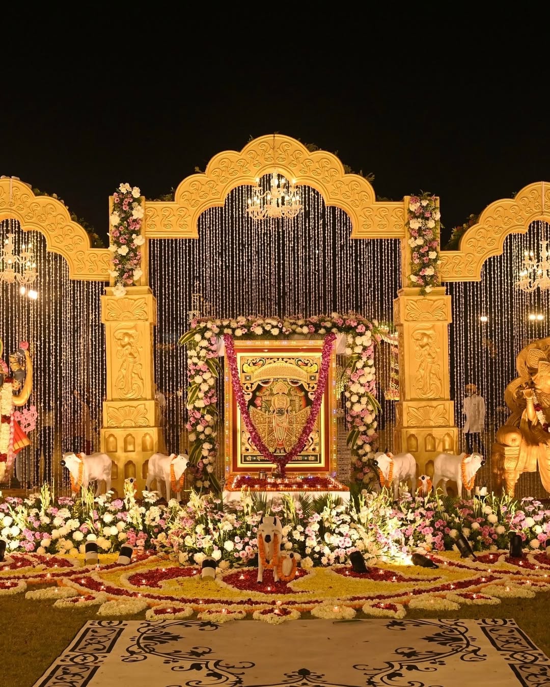 ELEGANT
DESTINATION WEDDINGS